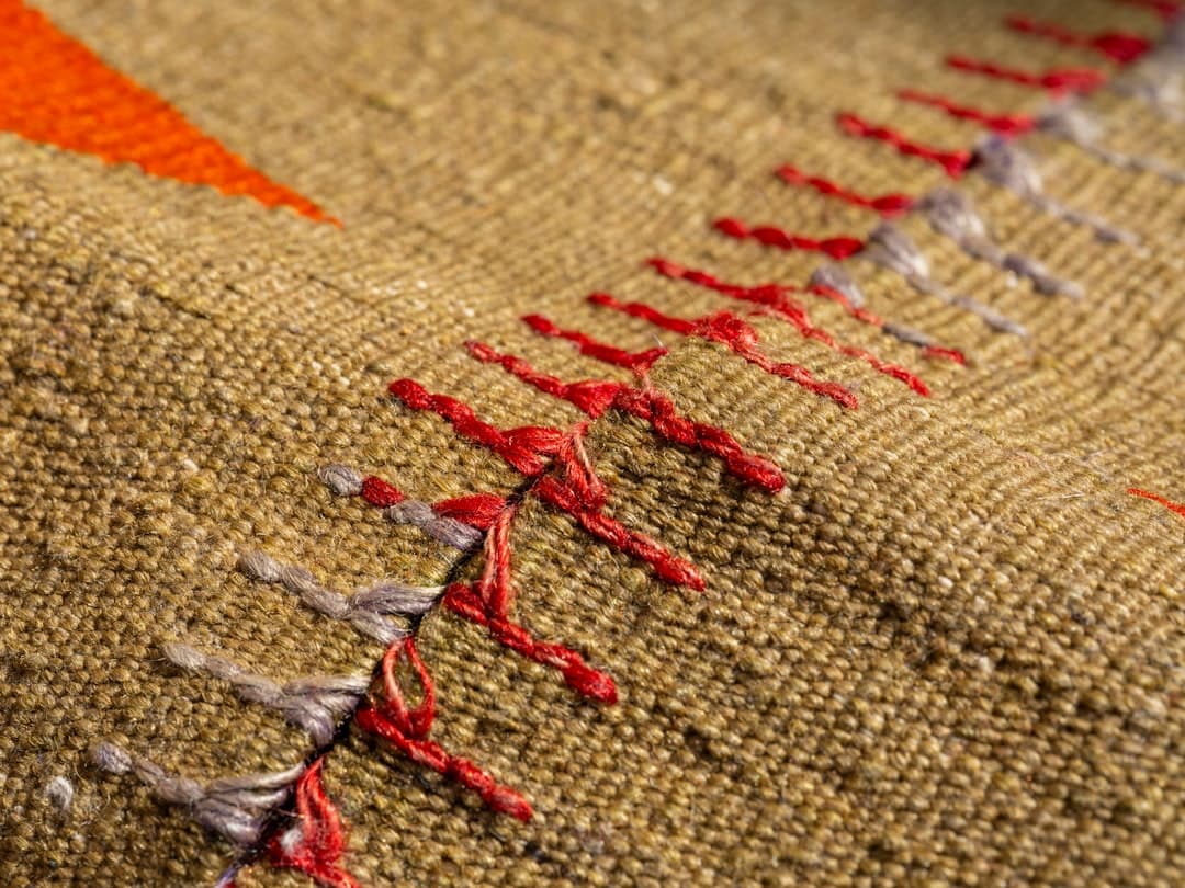 Cómo Diseñar Alfombras Personalizadas con tu Logo o Marca: Guía Completa 2026