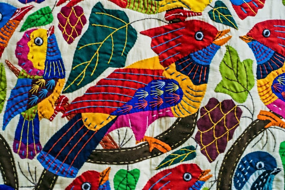 Cómo Crear Patrones Personalizados para Bordados a partir de Tus Fotos y Logos