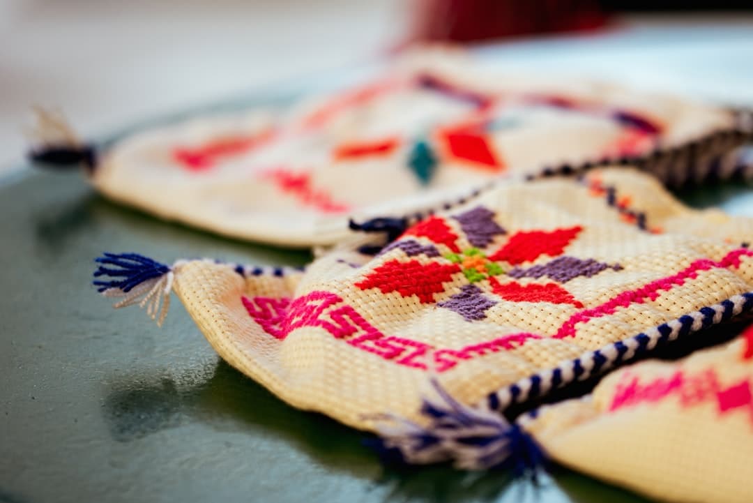 Puntos de Cruz por Temática: Ideas Creativas para Navidad, Boda, Bebé y Más